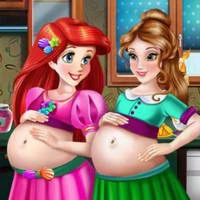Beauties Pregnant Bffs game screenshot