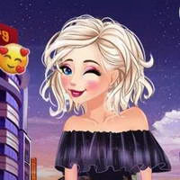 Elsa Mall Mania game screenshot